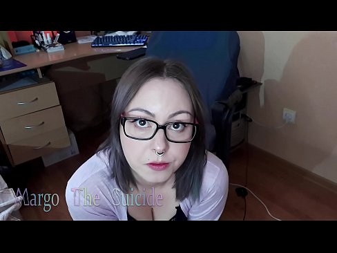 ❤️ Seksuali mergina su akiniais giliai čiulpia dildo į kamerą ❤❌ Rusų porno prie mūsų ❌️❤